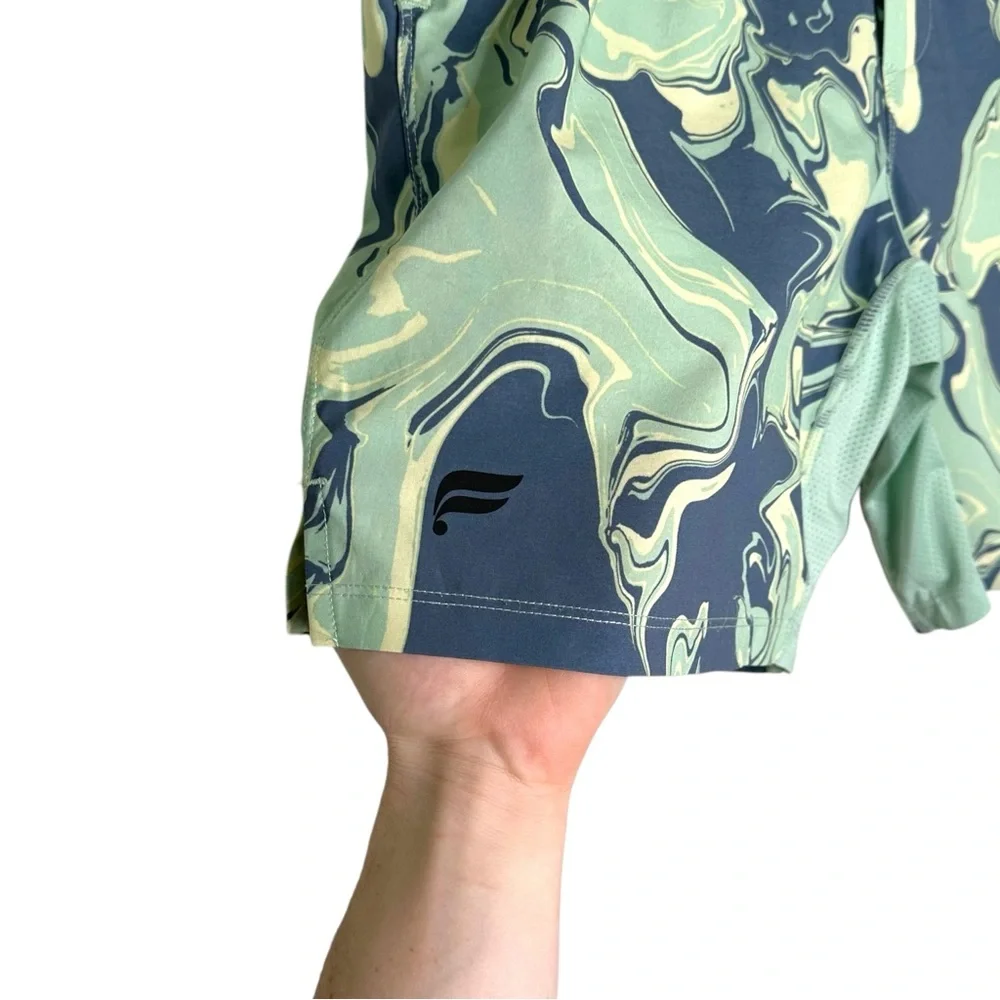 Fabletics franchise shorts - Picture 4 of 6